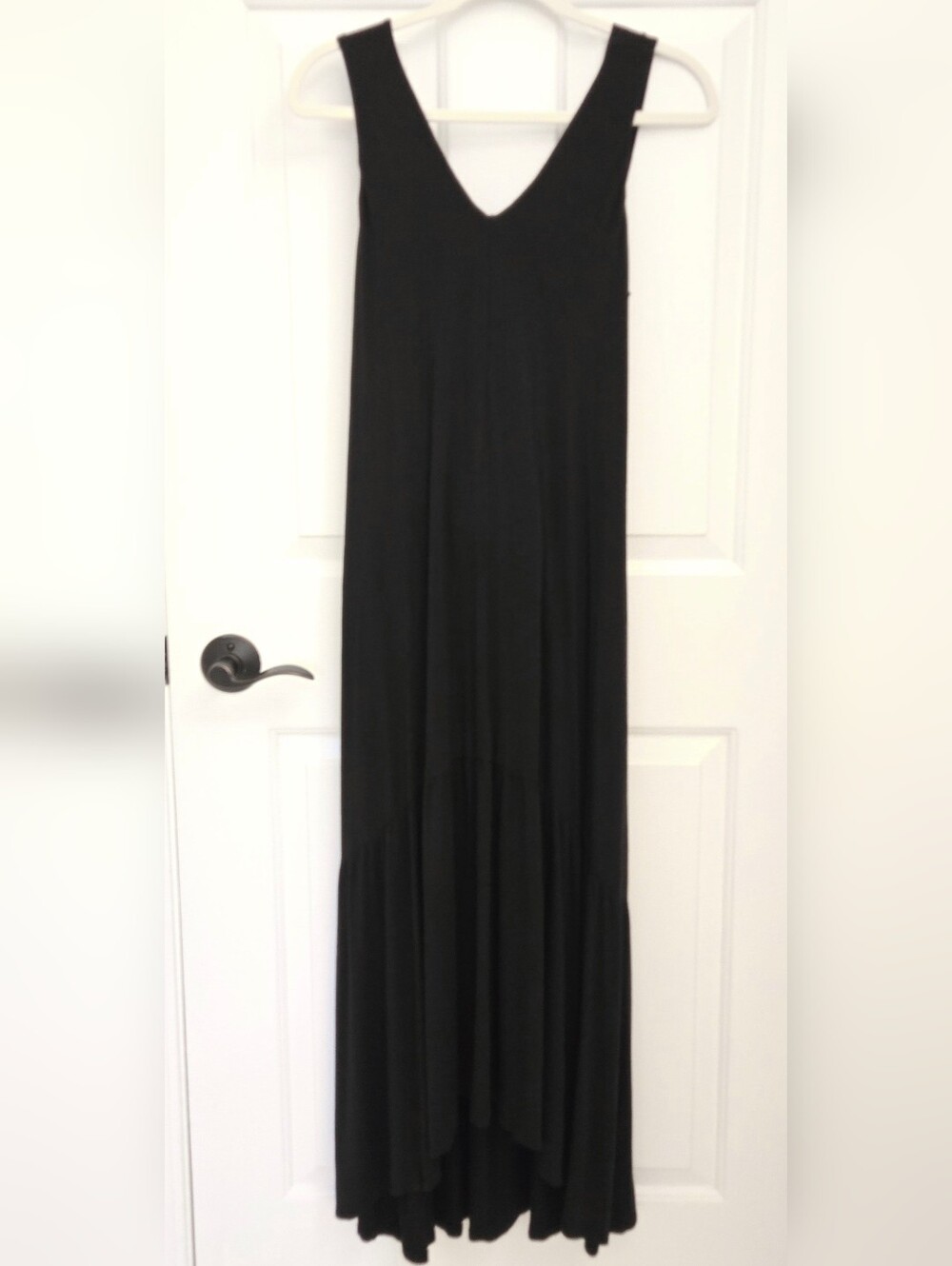 Soma black V-neck sleeveless maxi dress